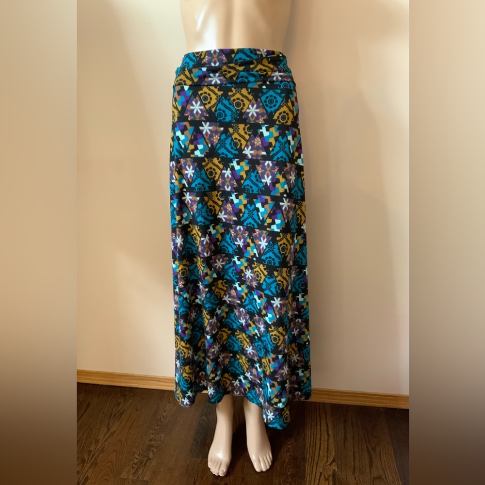 Lularoe - Picture 1 of 2